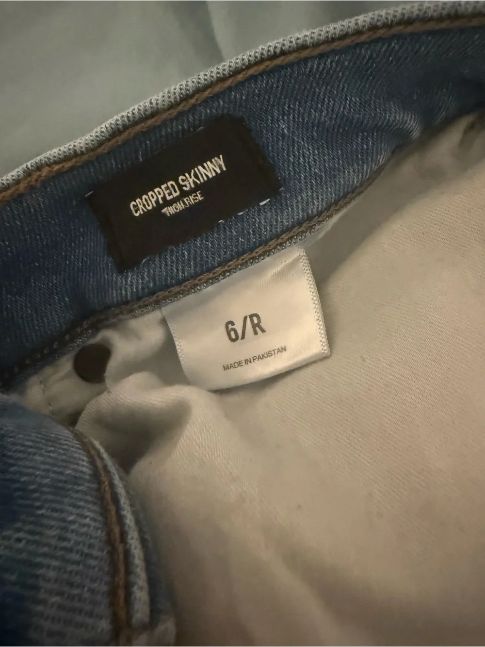 Express Light Wash Cropped Ankle Jeans